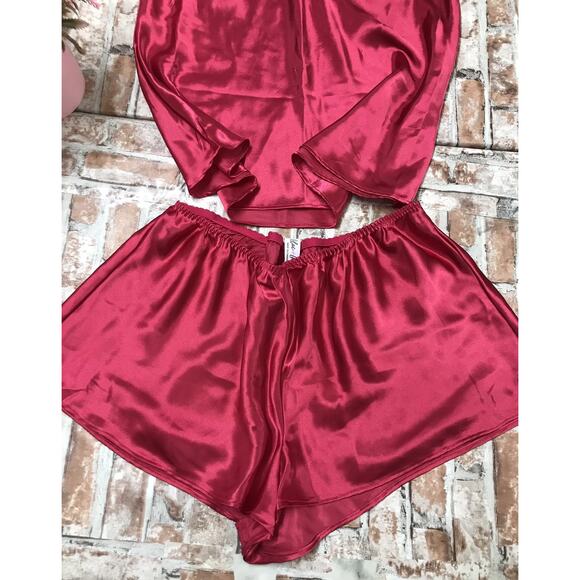 NWOT Lilac + London Solid SATIN SOFT Cami Pajama Top & Pajama Shorts Set RED LG - Picture 3 of 8